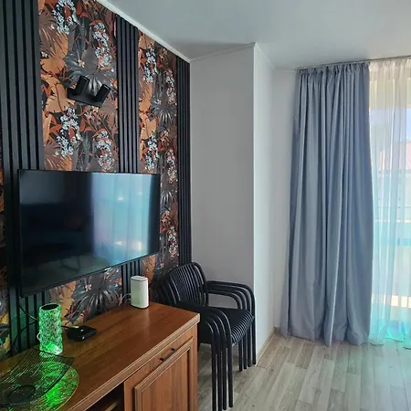 Sunny Design Avalon Apartment *